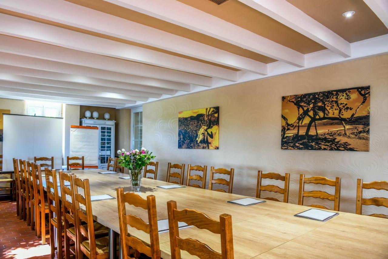 Hotel Aux Tauzins Montfort-en-Chalosse Exteriér fotografie